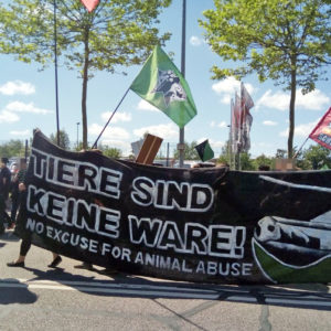 “Tiere sind keine Ware – no excuse for animal abuse”